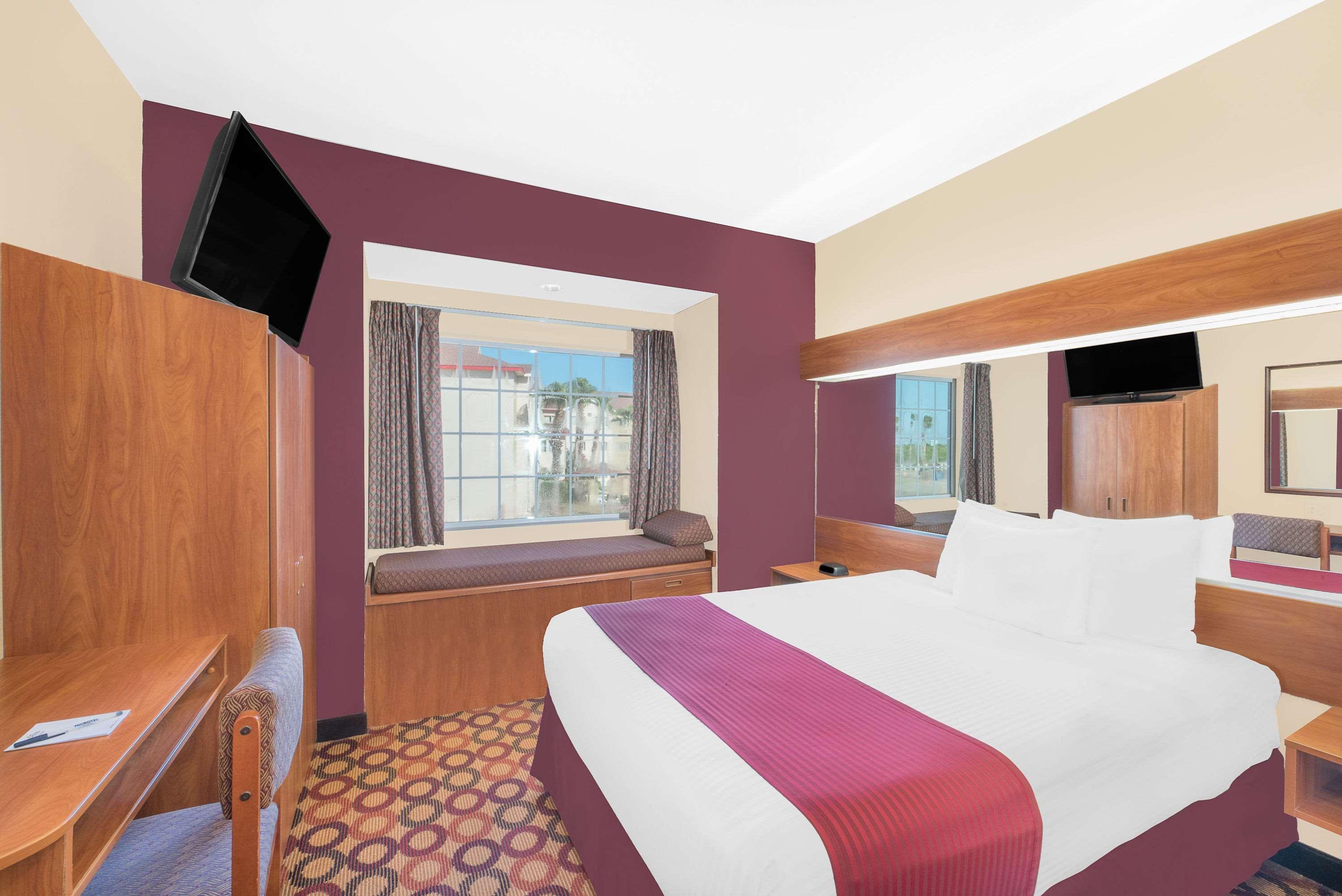 Microtel Inn & Suites By Wyndham Corpus Christi/Aransas Pass Exterior photo